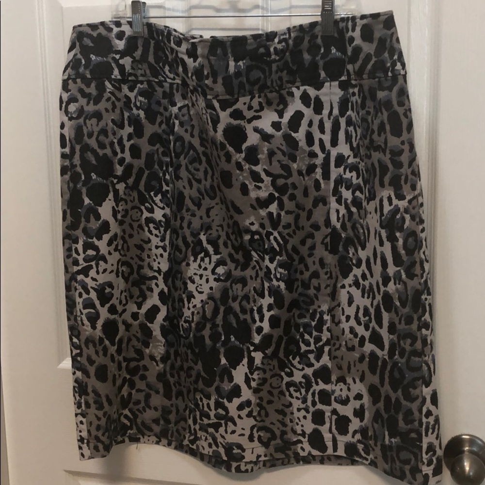 LAST CHANCE Animal Print Denim Pencil Skirt Size 20W by Cato